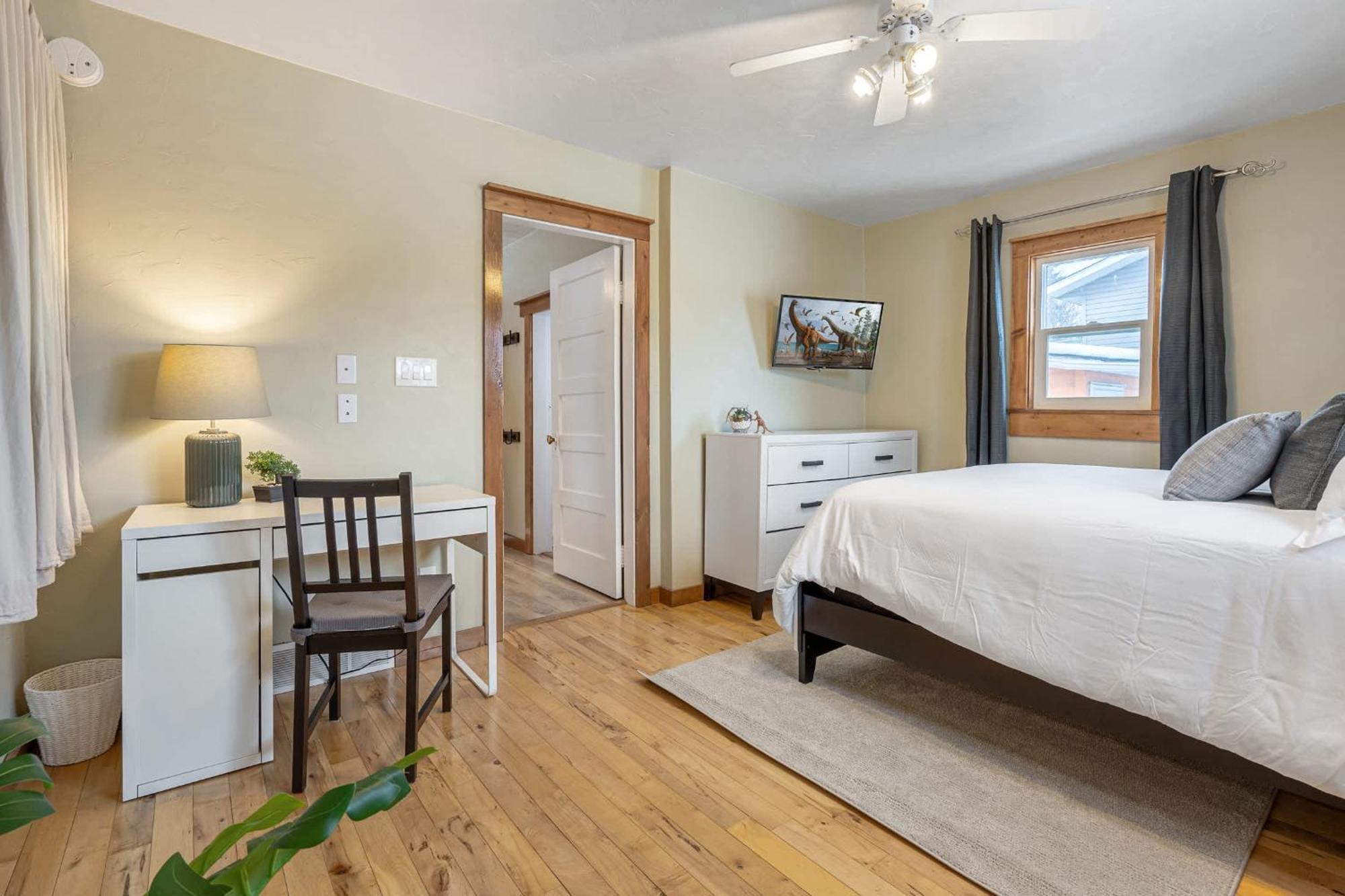Triceratops Landing I Fire Place I Games I Netflix Drumheller Exterior foto